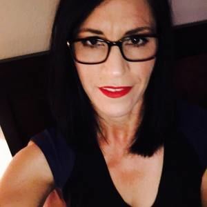 Meet your Posher, Elisa